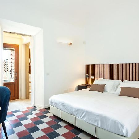 Reef Suites Olbia Exterior photo