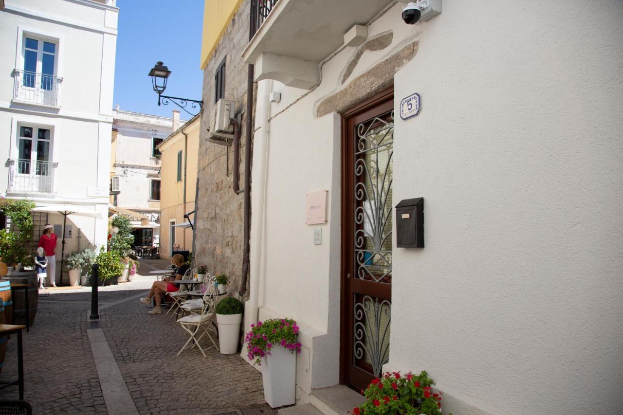 Reef Suites Olbia Exterior photo