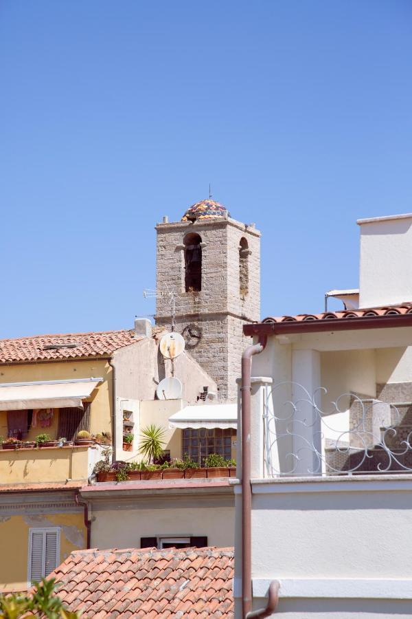 Reef Suites Olbia Exterior photo