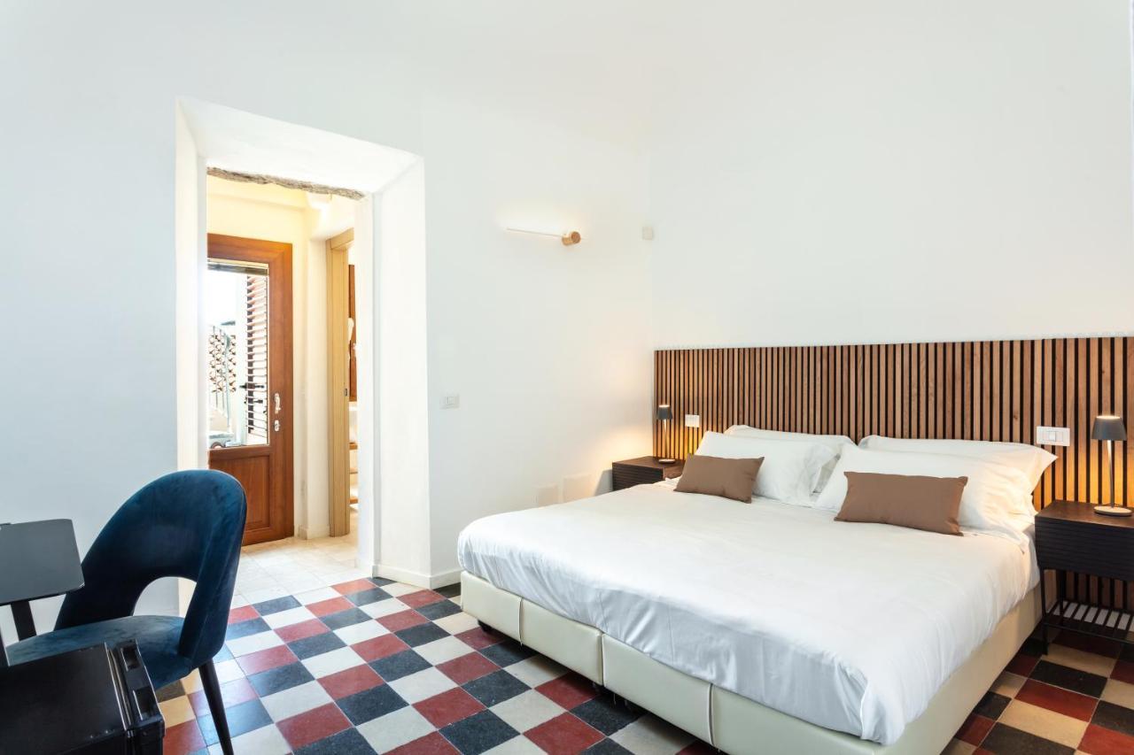 Reef Suites Olbia Exterior photo