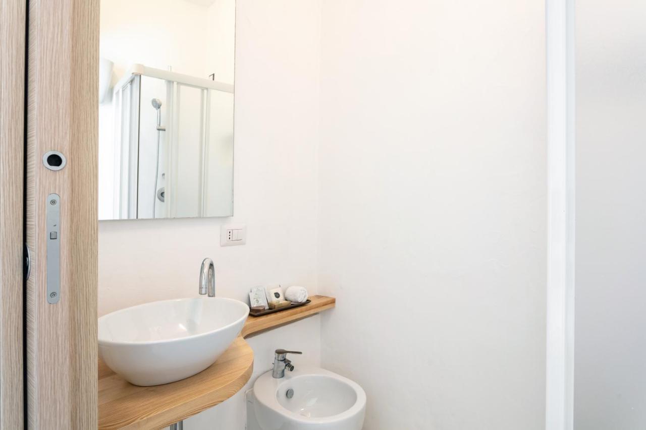 Reef Suites Olbia Exterior photo